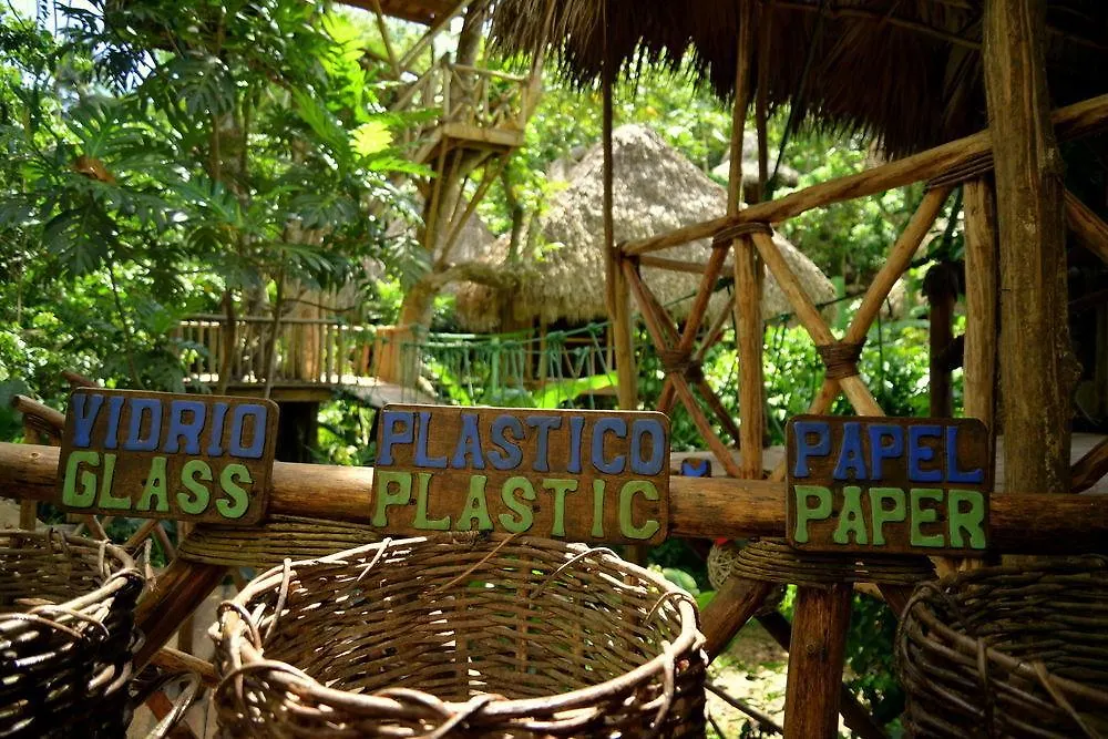 Dominican Tree House Village Samana 0*,  Dominik Cumhuriyeti